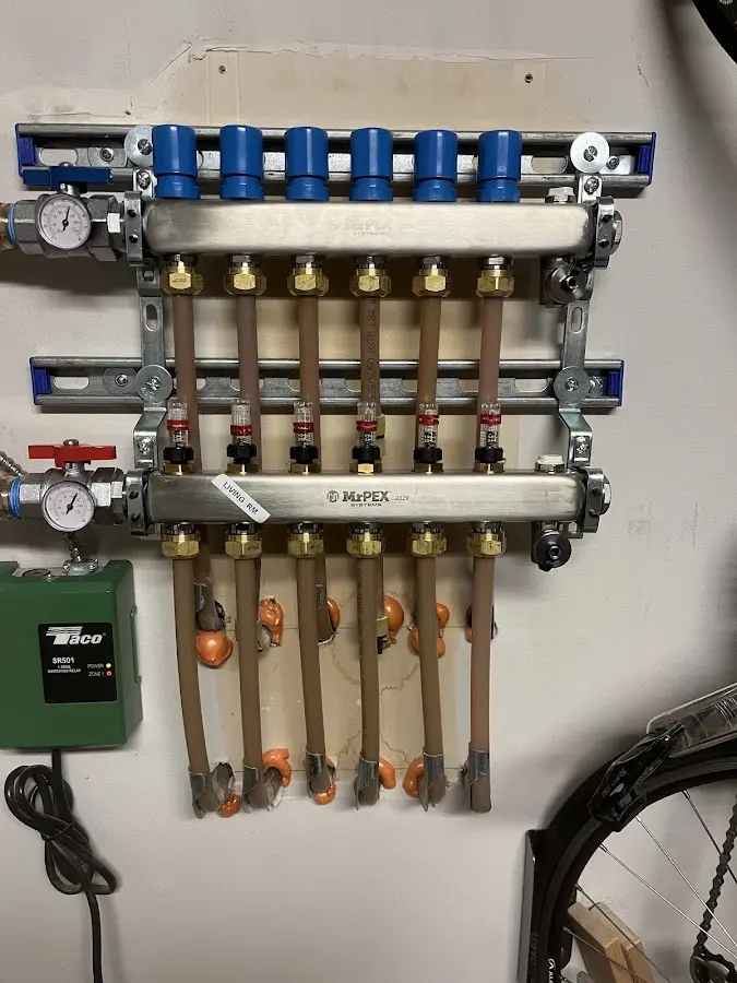 Plumber performing Leak Detection at a residential property in Oak View