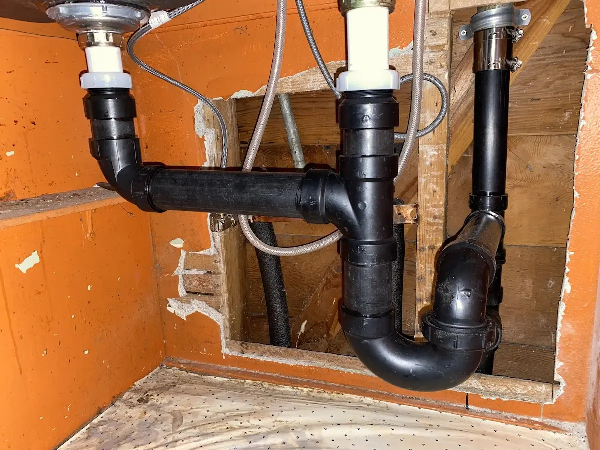 Professional Pipe Bursting equipment and tools on the job in Oak View